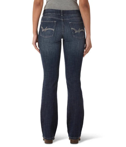 Wrangler Essential Mid Rise Bootcut Jean - Image 2